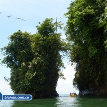 Bicivan Tour Kayak Mar Bahia Malaga Juanchaco Ladrilleros Pacifico Colombia